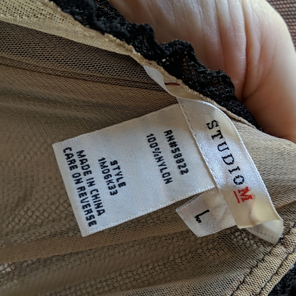 Studio M nylon lace top - Picture 4 of 4